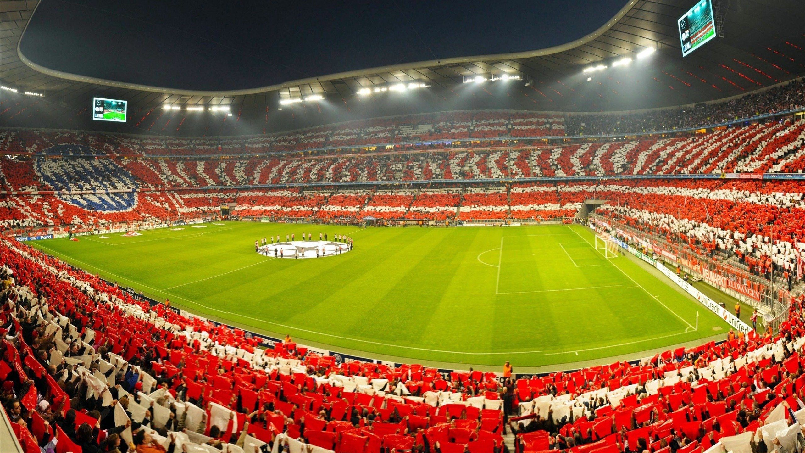 国足门前站位与拦截成功率关系，足球比赛开始前守门对方需要站在多少